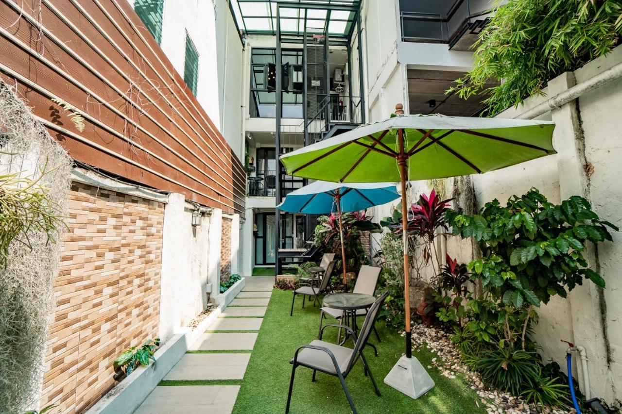 Luxury Industrial Flat In The Heart Of Chiang Mai Villa Exterior photo